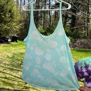Pink pineapple tank top